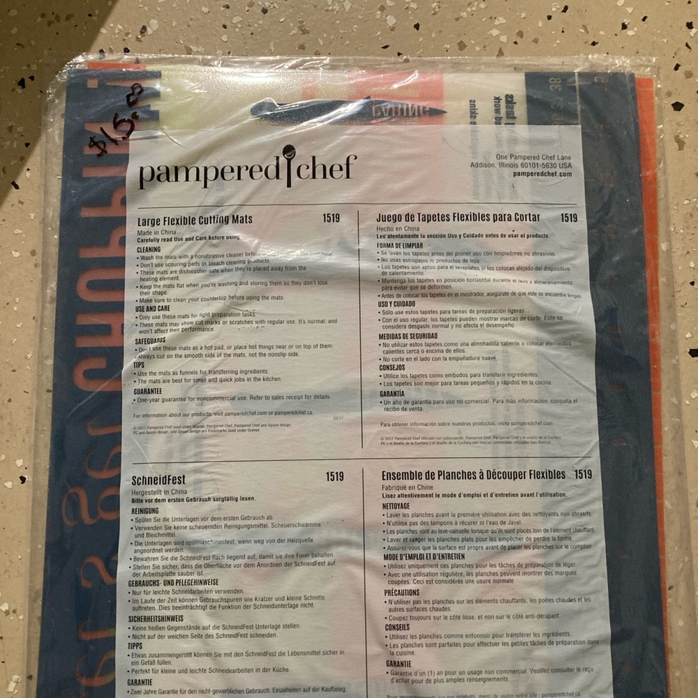 Pampered Chef Flexible Cutting Mat Set